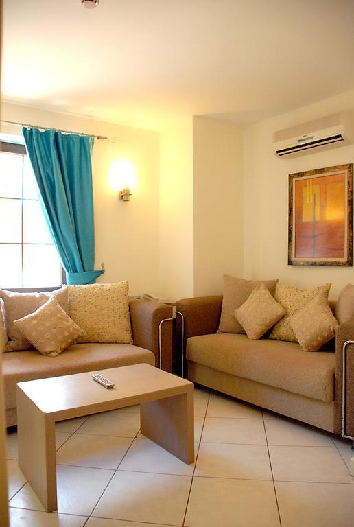 Costa Queen Suites Gumbet Exterior photo