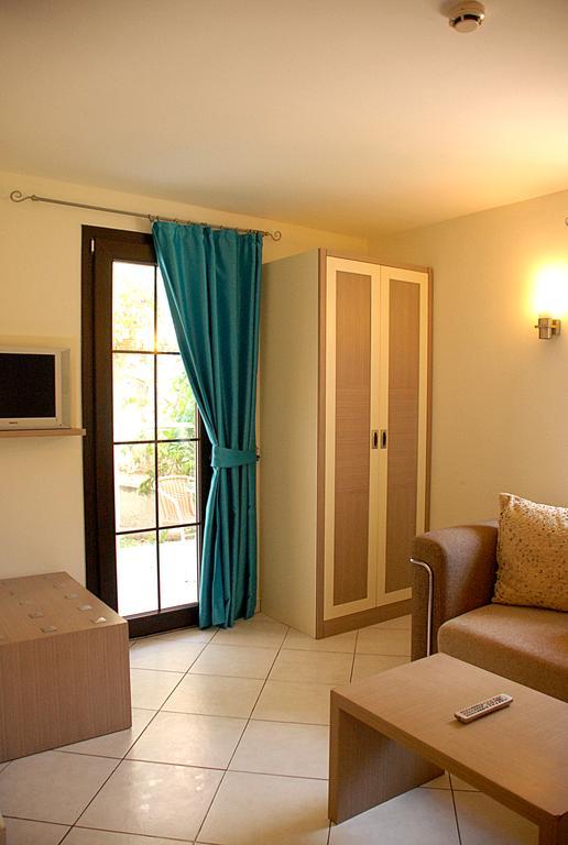 Costa Queen Suites Gumbet Exterior photo