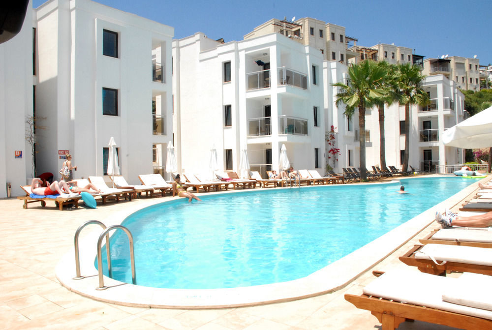 Costa Queen Suites Gumbet Exterior photo